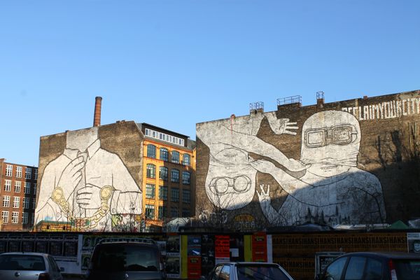 Germany-Berlin-museums-Streetart-Blu