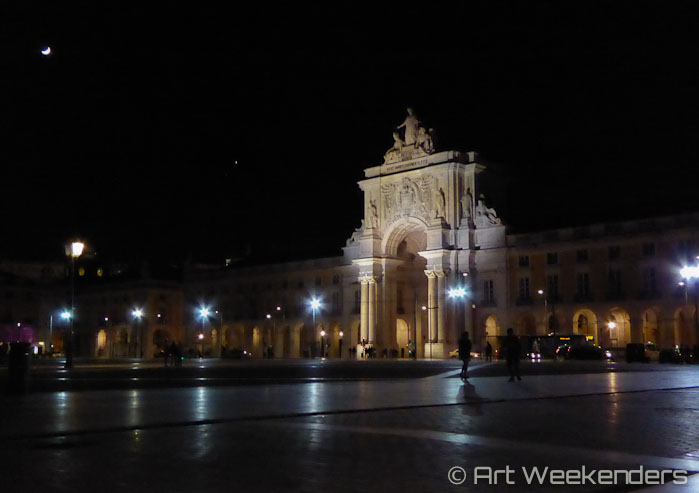 Lisbon_Praca_de_Constitucion-half-a-day-in-lisbon