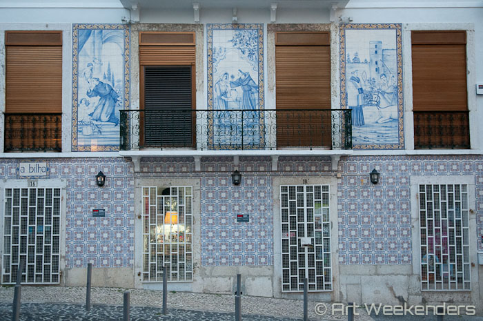 tiled-houses-alfama-lisbon-portugal-half-a-day-in-lisbon