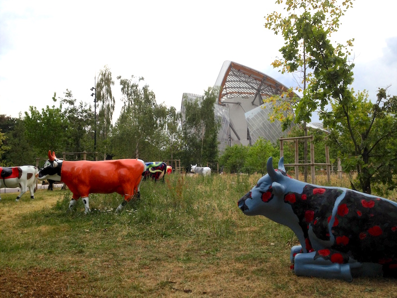 Louis Vuitton Foundation Cow Parade Jardin D'Acclimatation