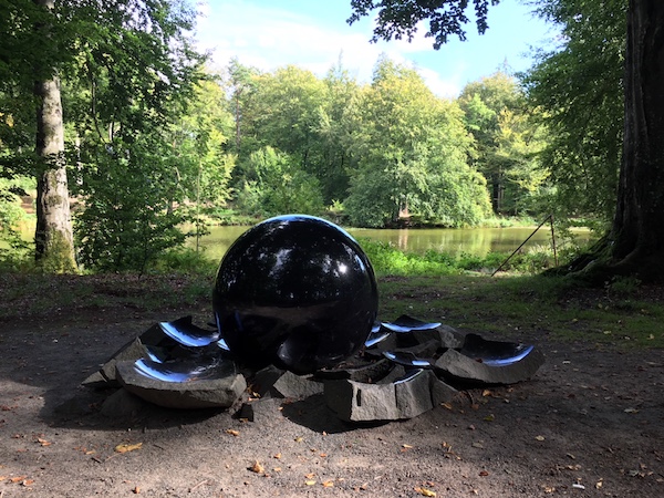 Sprungen Ur by Pal Svensson Wanås Konst