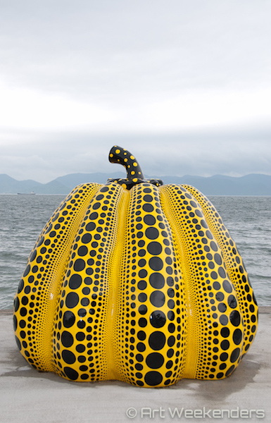 Yayoi Kusama Pumpkin art island Naoshima Japan